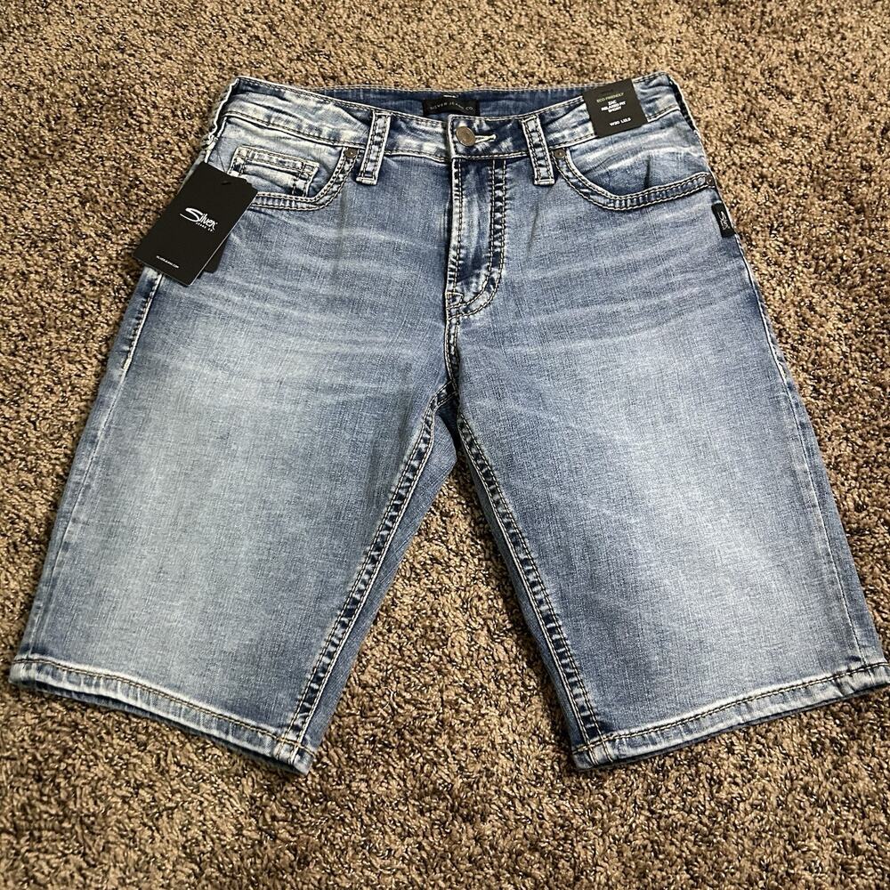 Silver Zac Relaxed Fit Shorts W 30 / L 12.5 - NWT!